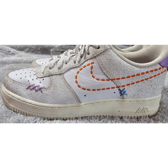 Nike Air Force 1 DX2348-100 Size MEns 10.5 Womens 12 EU 42.5 Sneakers GUC '07 SE - Picture 1 of 11